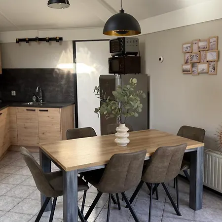 بيت للعطل Zeester 055