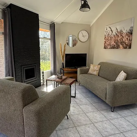 Zeester 055 بيت للعطل *